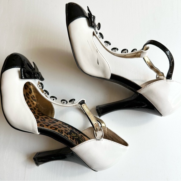 Tuxedo Black and White Patent Heels - Picture 5 of 10